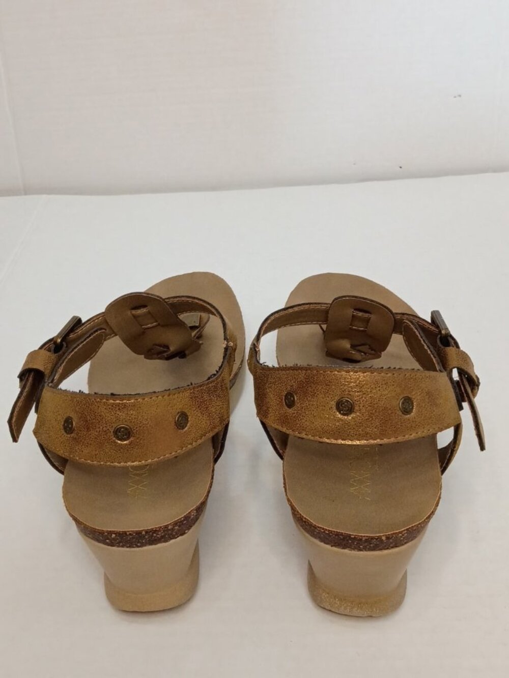 Axxiom Finley Braided T-Strap Comfort Sandals Size Women's 11M - Picture 4 of 7